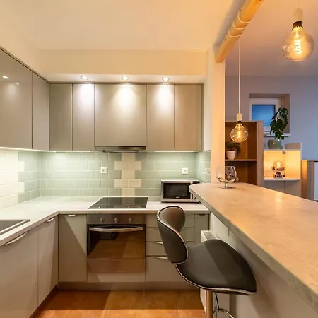 Appartement Center Budget Inside Free Parking Self Check-in Free Streaming Ac Balcony
