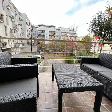 Center Budget Inside Free Parking Self Check-in Free Streaming Ac Balcony Apartmán *